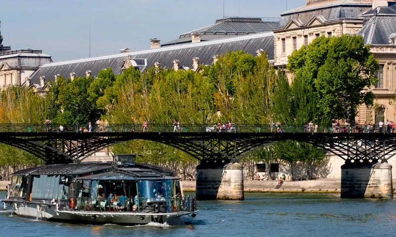 Francia-Paris-Paseo-en-barco-01