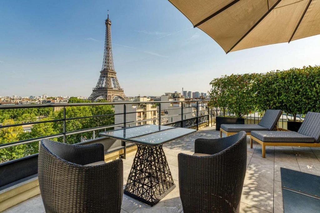 Hoteles con vista a la Torre Eiffel - Ana y Bern